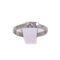 Anello trilogy in oro bianco con brillanti carati totali 0,15
