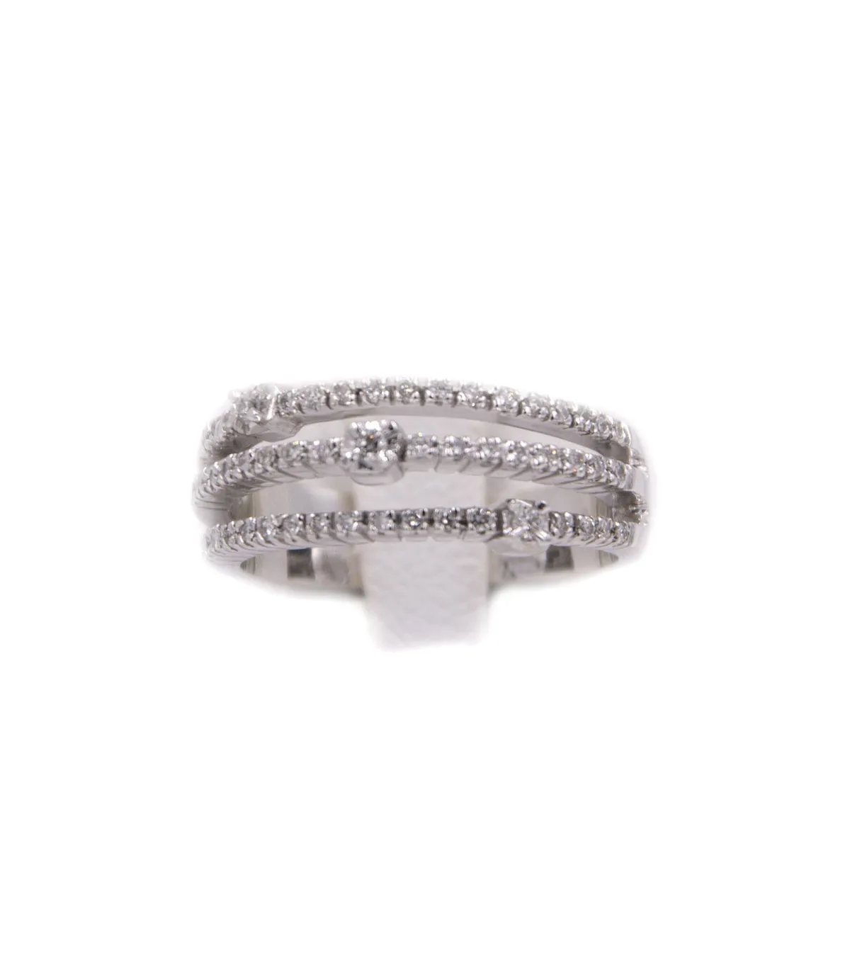 Anello in oro bianco con brillanti carati totali 0,65