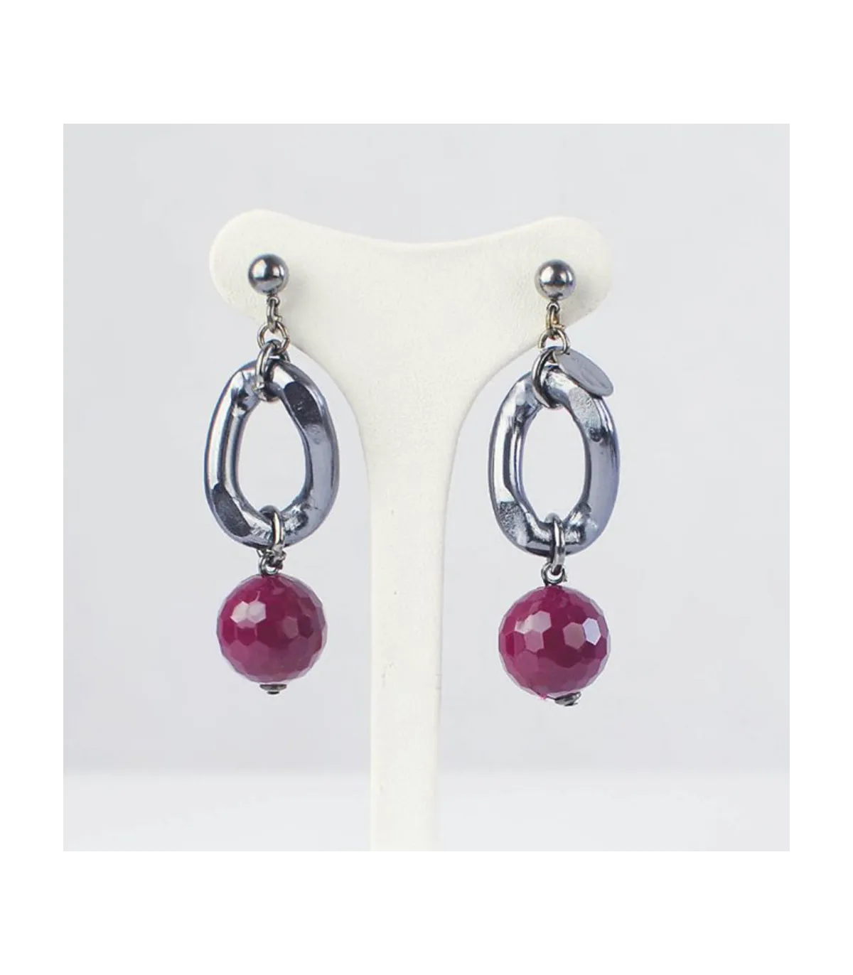 Coppia orecchini con ovale e sfera color ciclamino