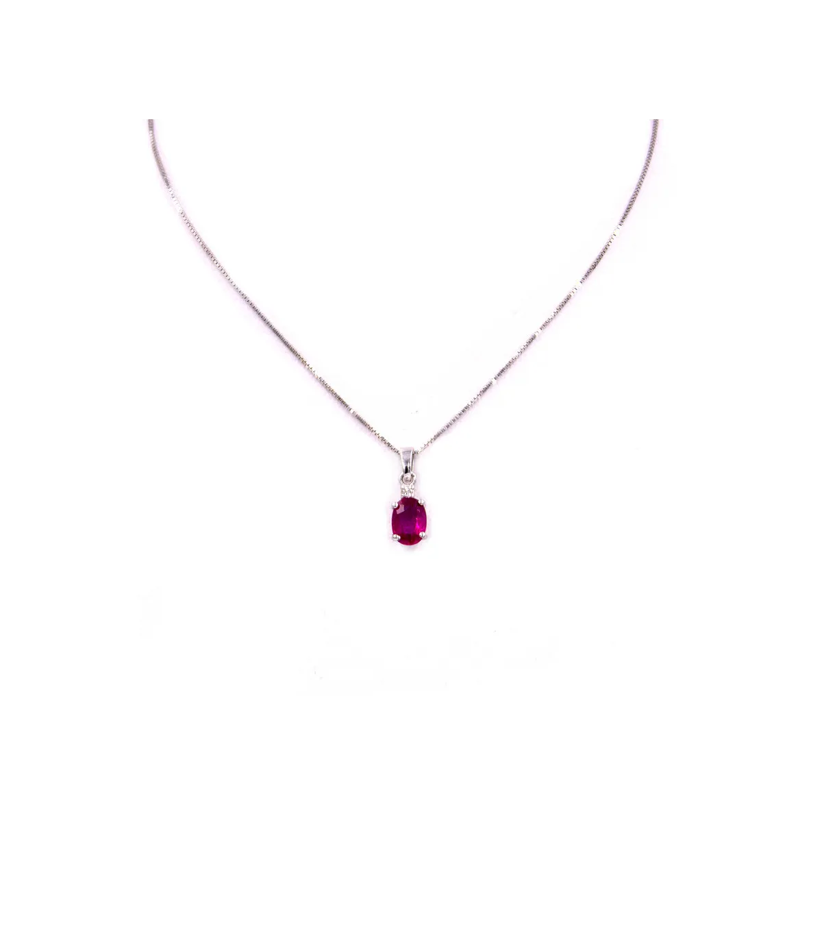 Collana in oro bianco con rubino ovale da 0,52ct e brillante da 0,02ct