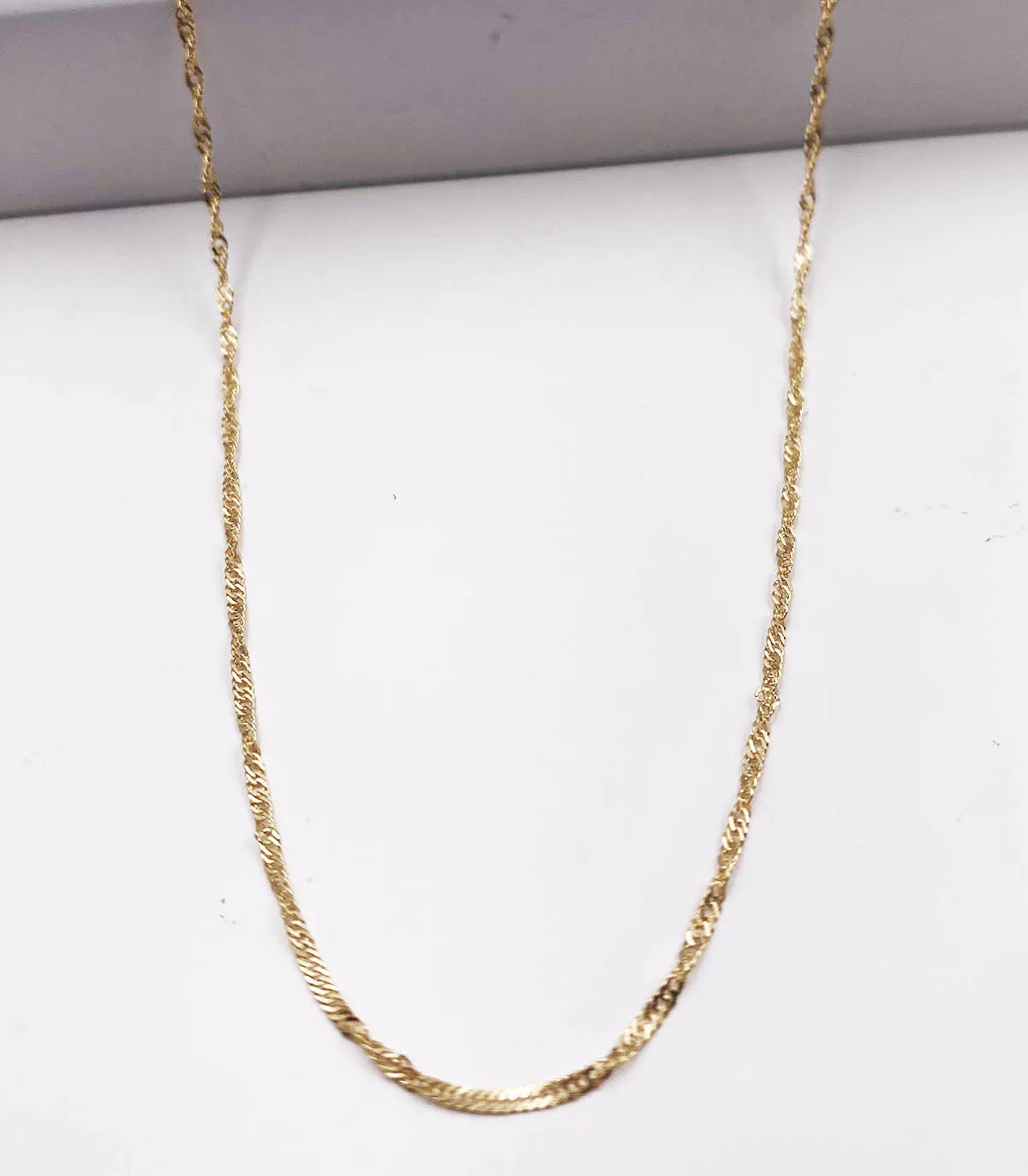 Collana semi-torchon in oro giallo