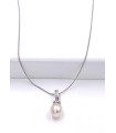 Collana in oro bianco con ciondolo con perla