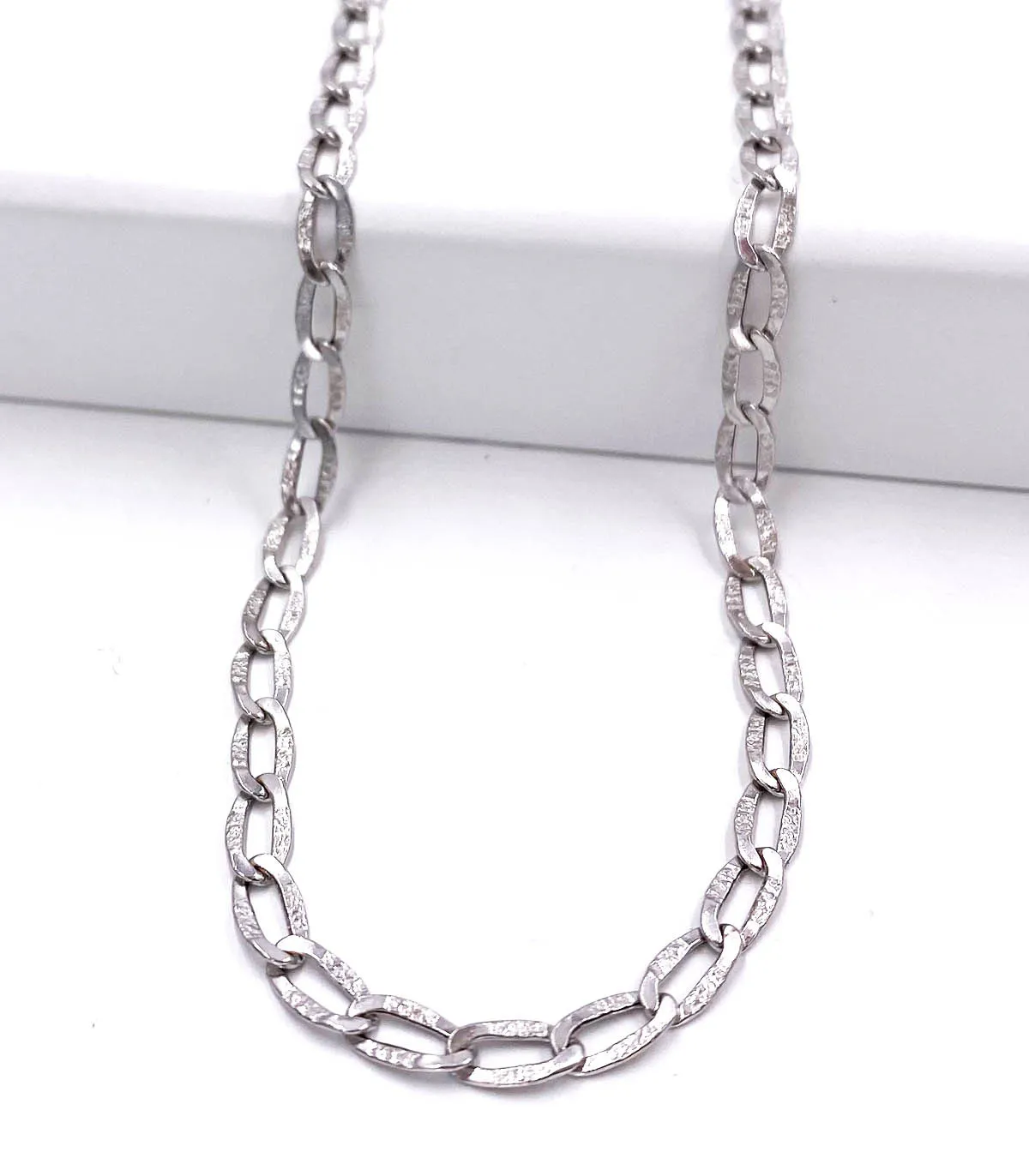 Collana in oro bianco a catena da uomo