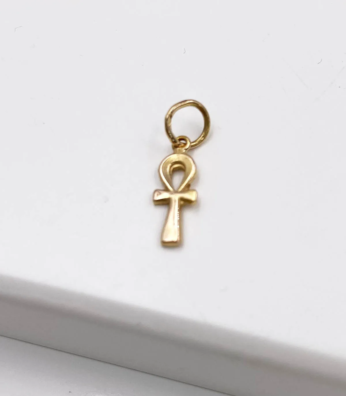 Ciondolo croce in oro giallo