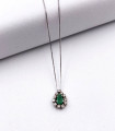 Collana e ciondolo in oro bianco con smeraldo e brillanti