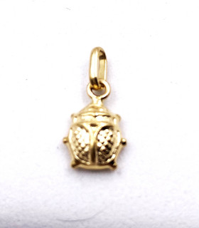 Ciondolo coccinella in oro giallo