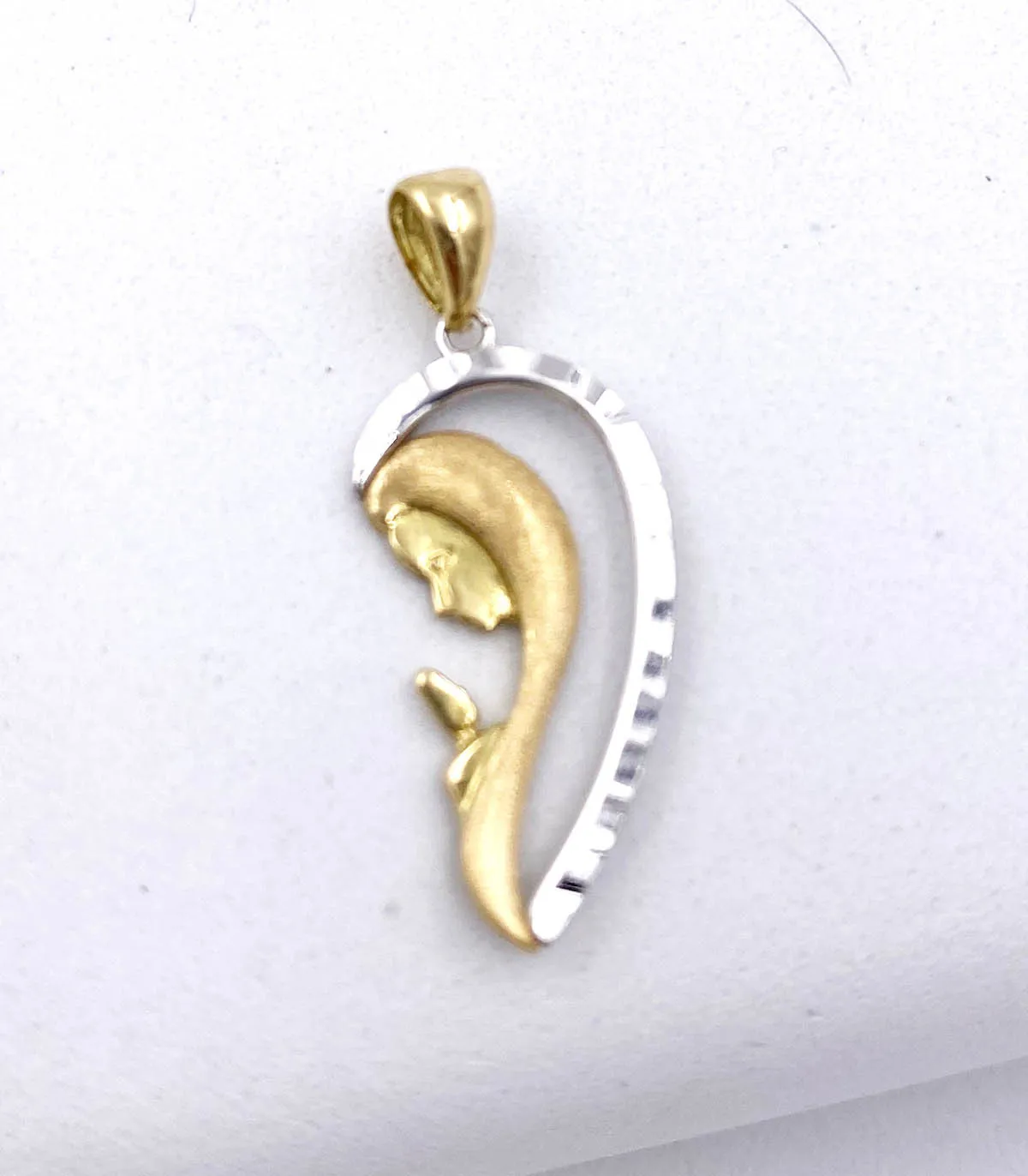 Ciondolo Madonnina in oro bianco e oro giallo