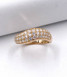 Anello a fascia in oro giallo con zirconi