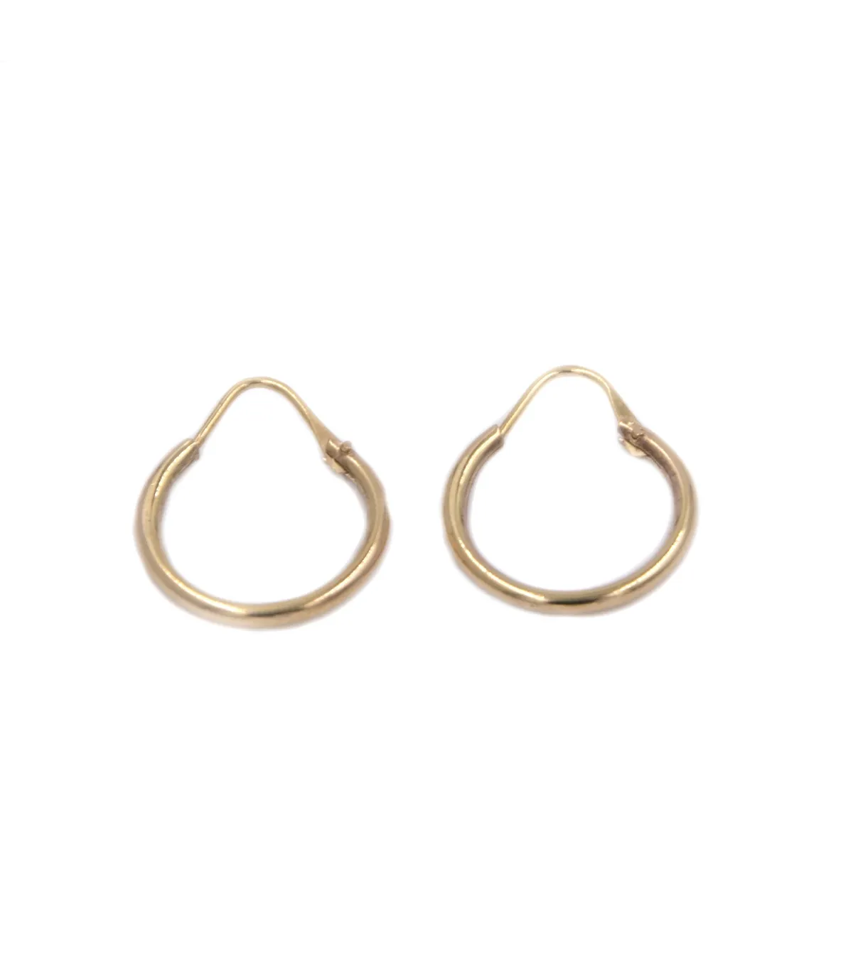 Orecchini a cerchio in oro giallo