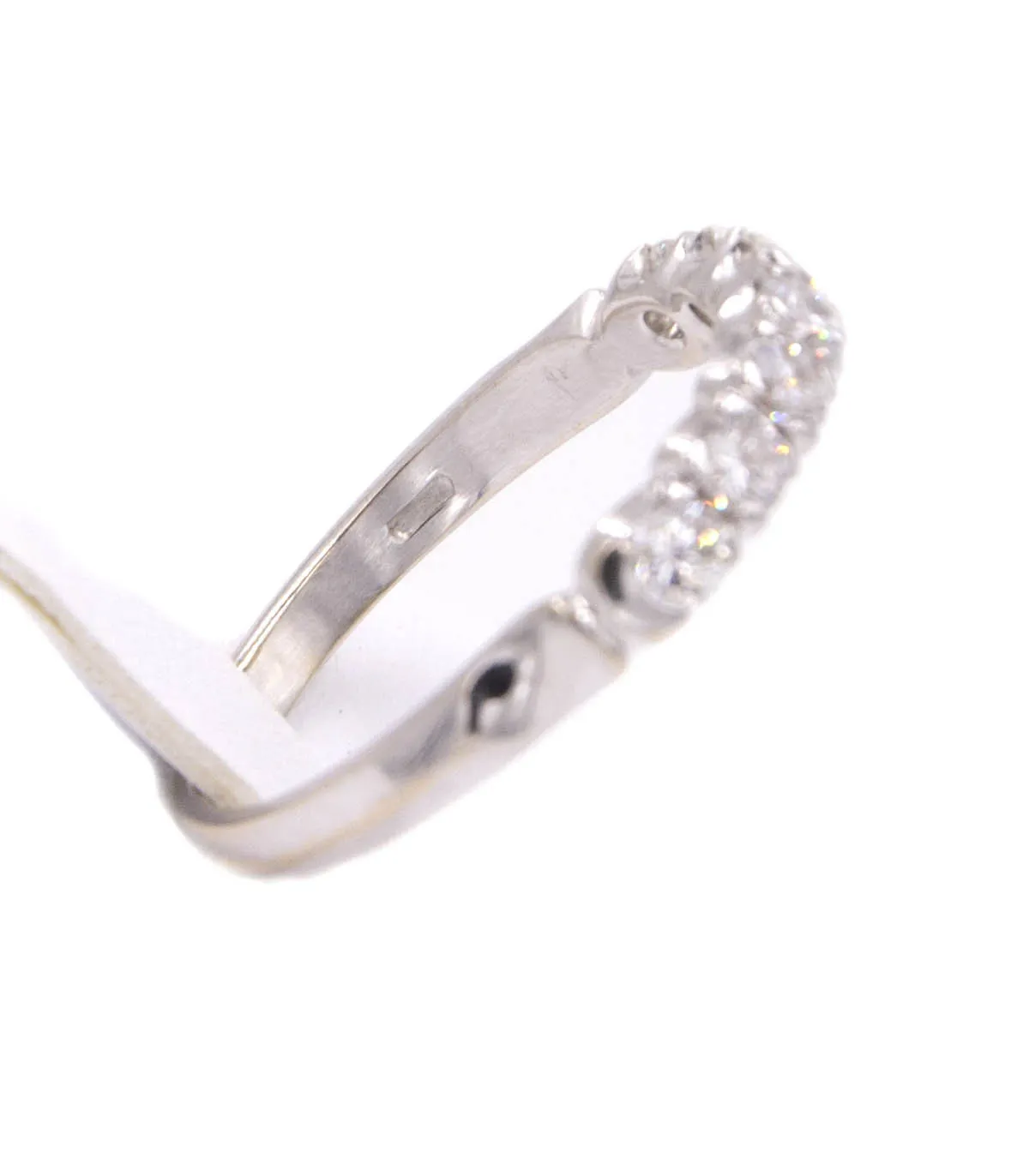 Anello veretta in oro bianco con brillanti da 0,70 carati totali