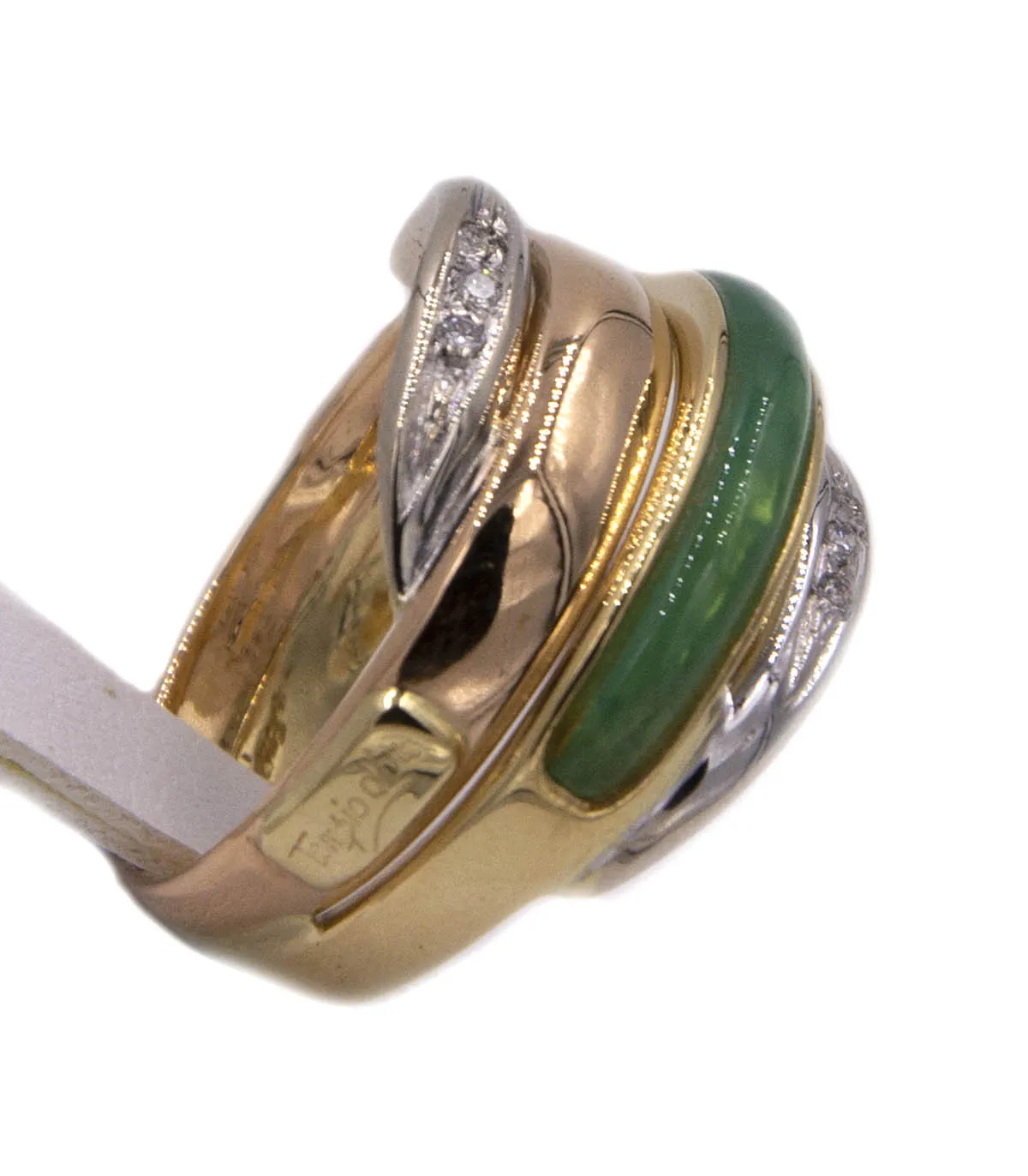 Anello a fascia in oro giallo con giada e brillanti carati totali 0,06