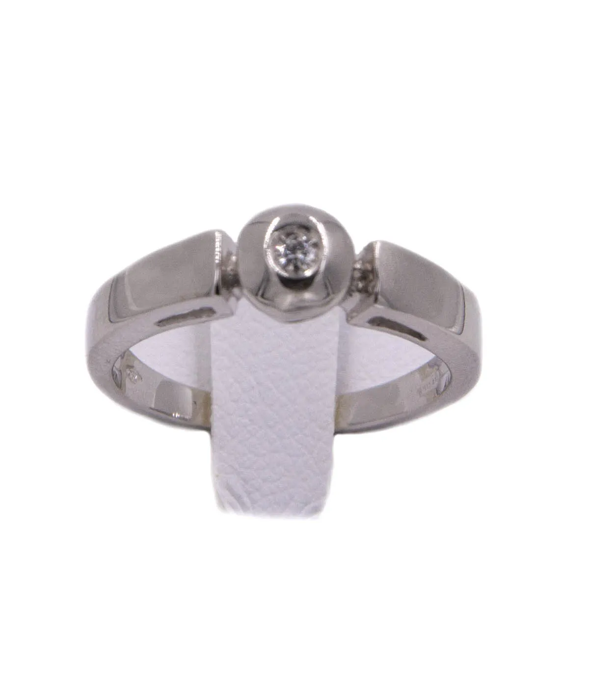 Anello solitario in oro bianco con brillante da 0,05 carati