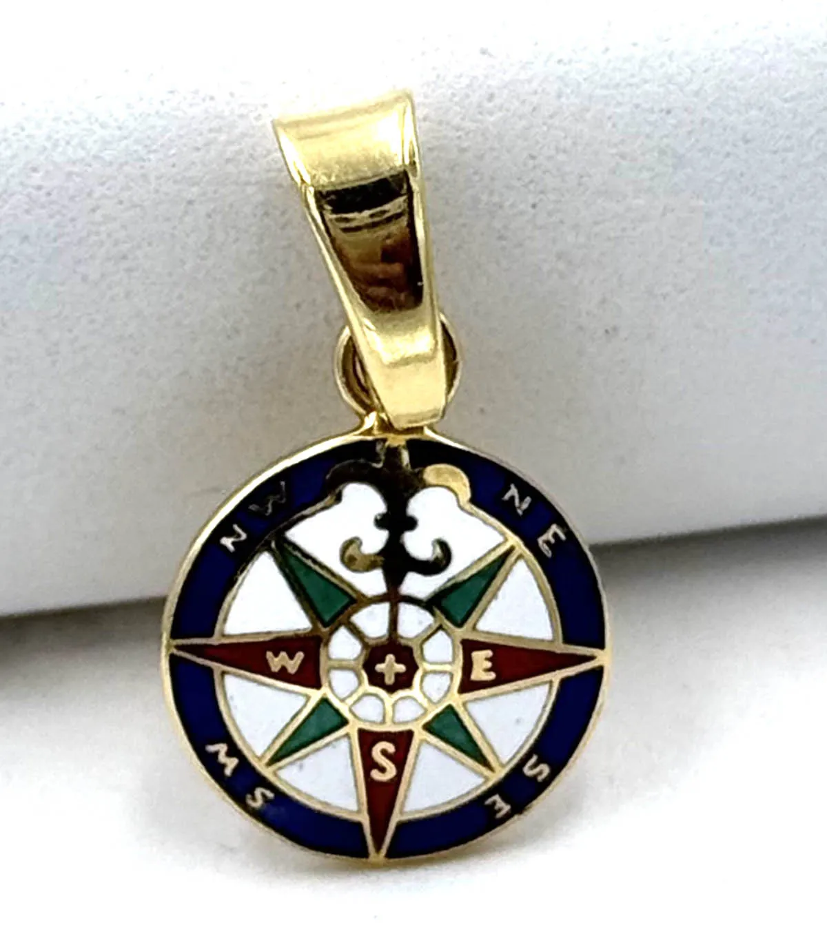 Ciondolo rosa dei venti in oro giallo