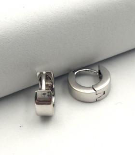 Orecchini a cerchietto in oro bianco