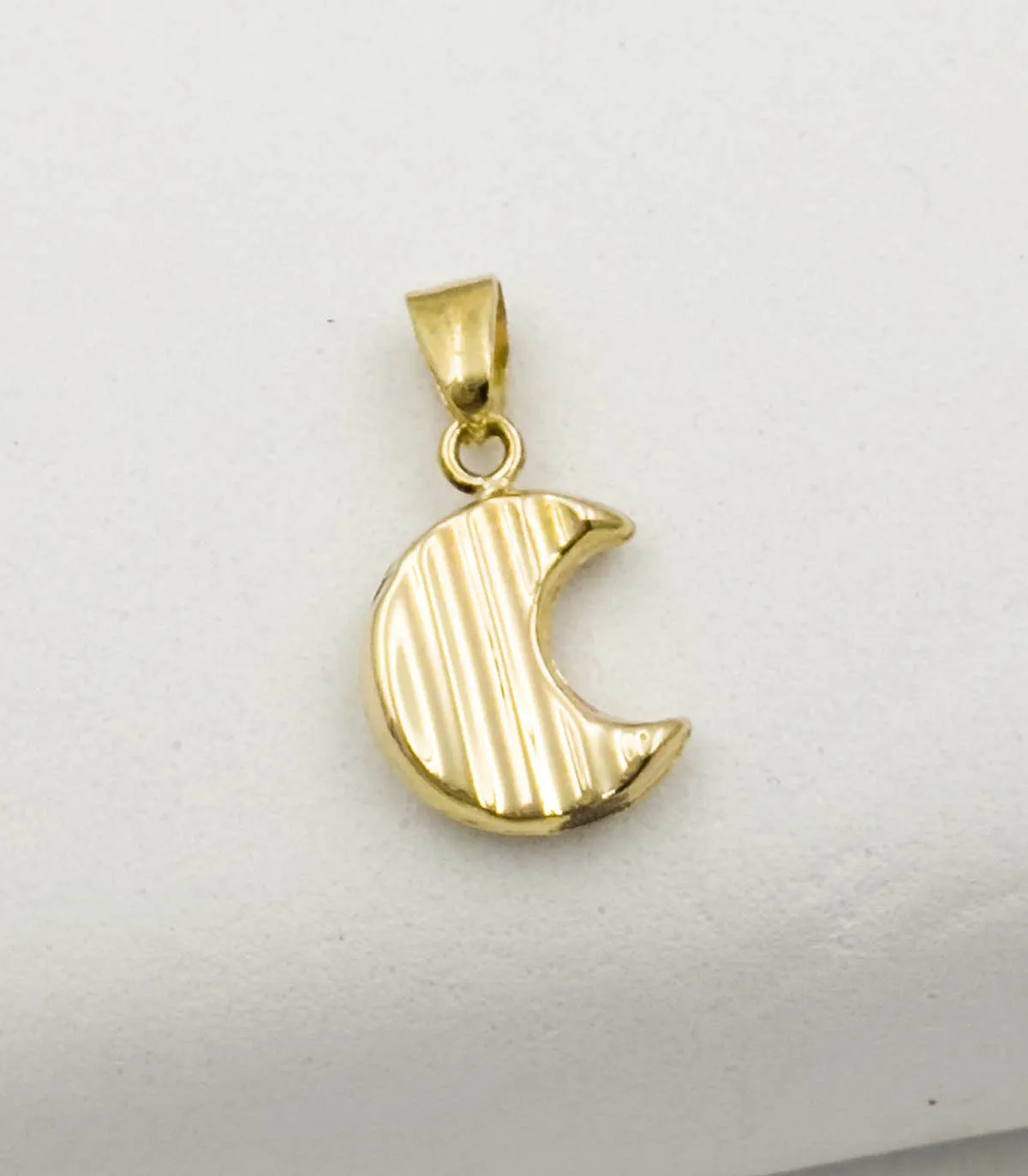 Ciondolo luna in oro giallo