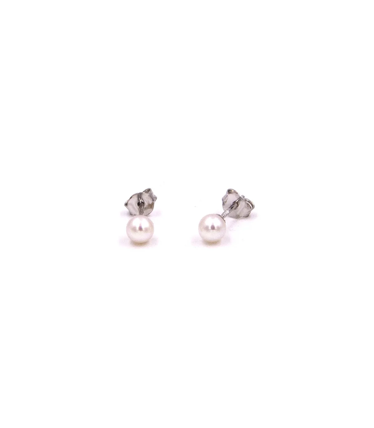 Orecchini in oro bianco con perla