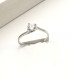 Anello solitario in oro bianco con zircone