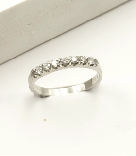 Anello veretta in oro bianco con brillanti carati totali 0,56