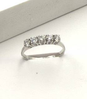 Anello veretta in oro bianco con brillanti carati totali 0,50