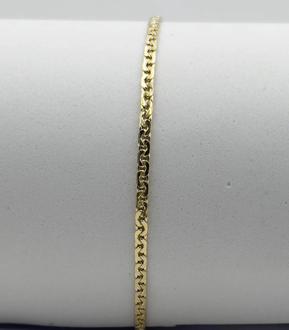 Bracciale da uomo in oro giallo a maglia piatta