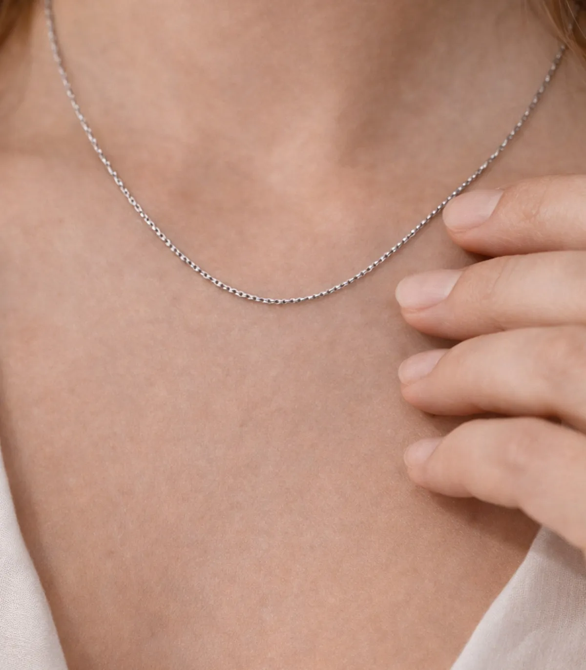 Collana in oro bianco