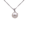 Collana in oro bianco con perla e brillanti carati totali 0,12