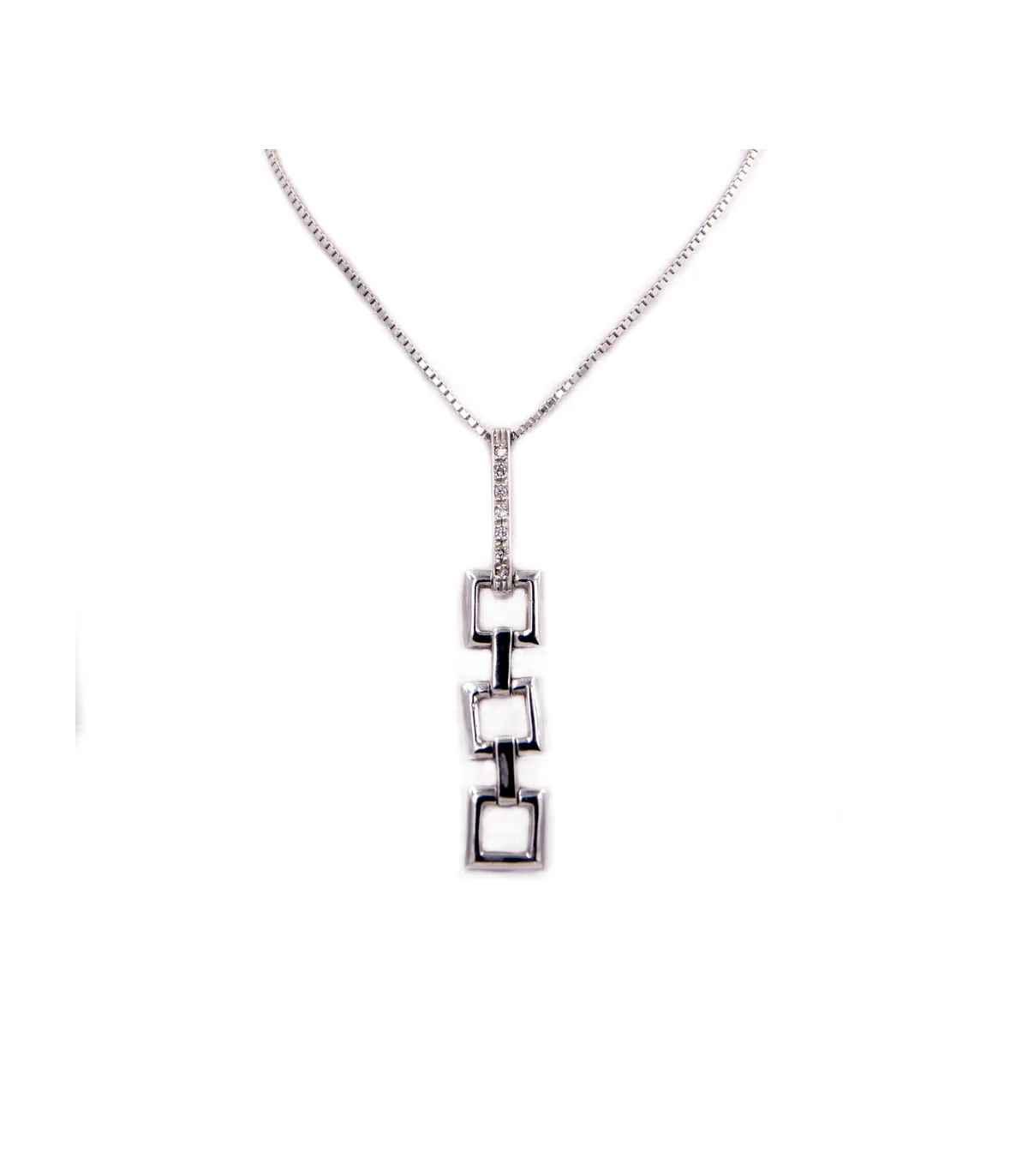 Collana in oro bianco con ciondolo con brillanti