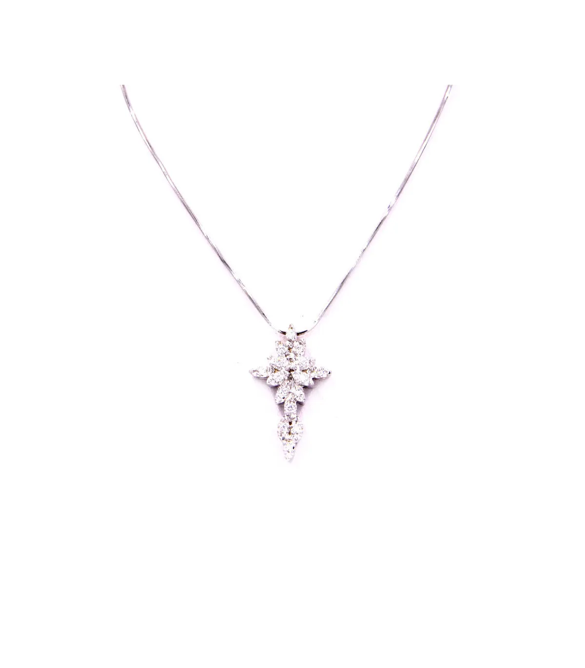 Collana in oro bianco e ciondolo a croce con brillanti carati totali 0,30