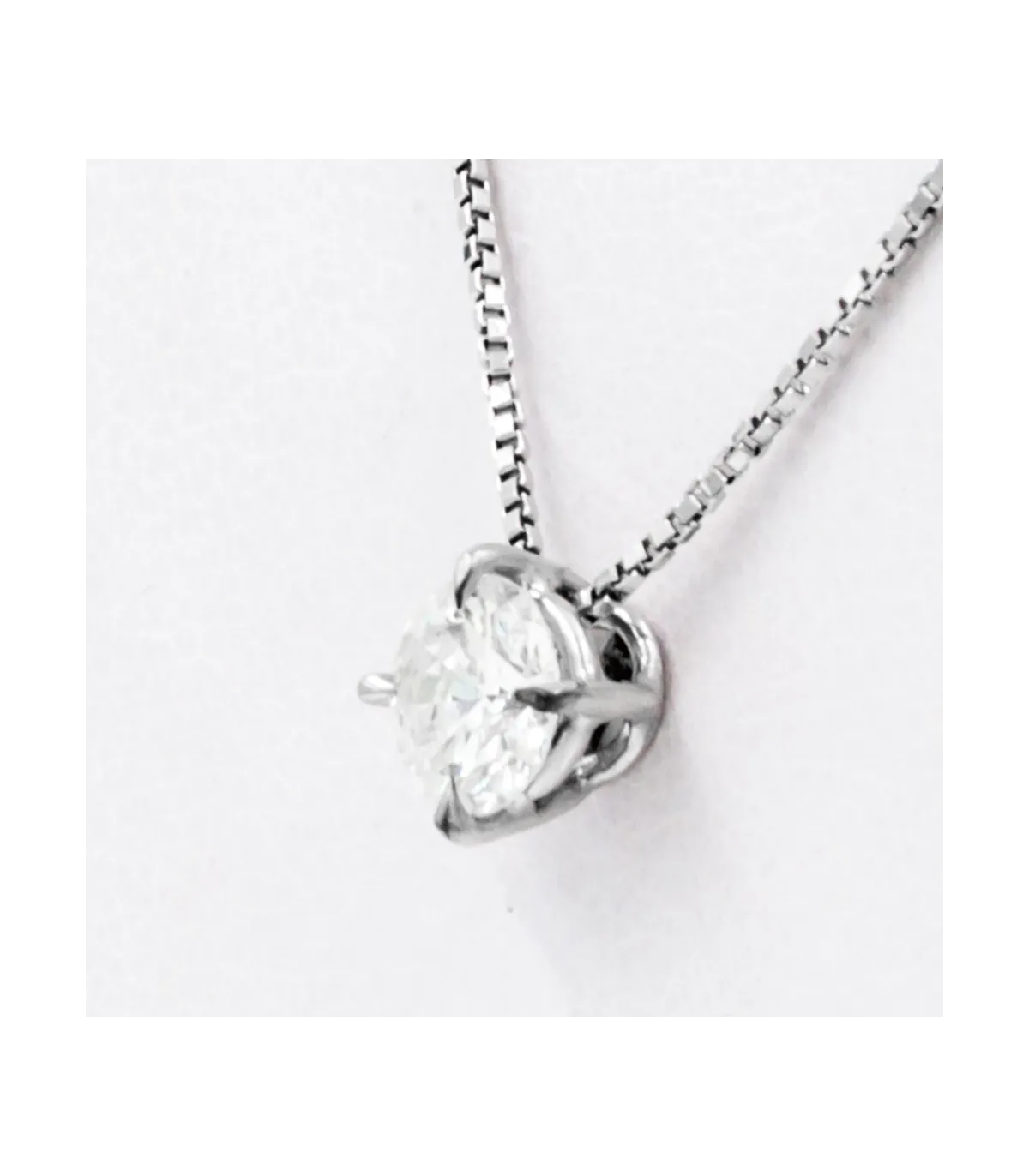 Collana in oro bianco con brillante 0,51