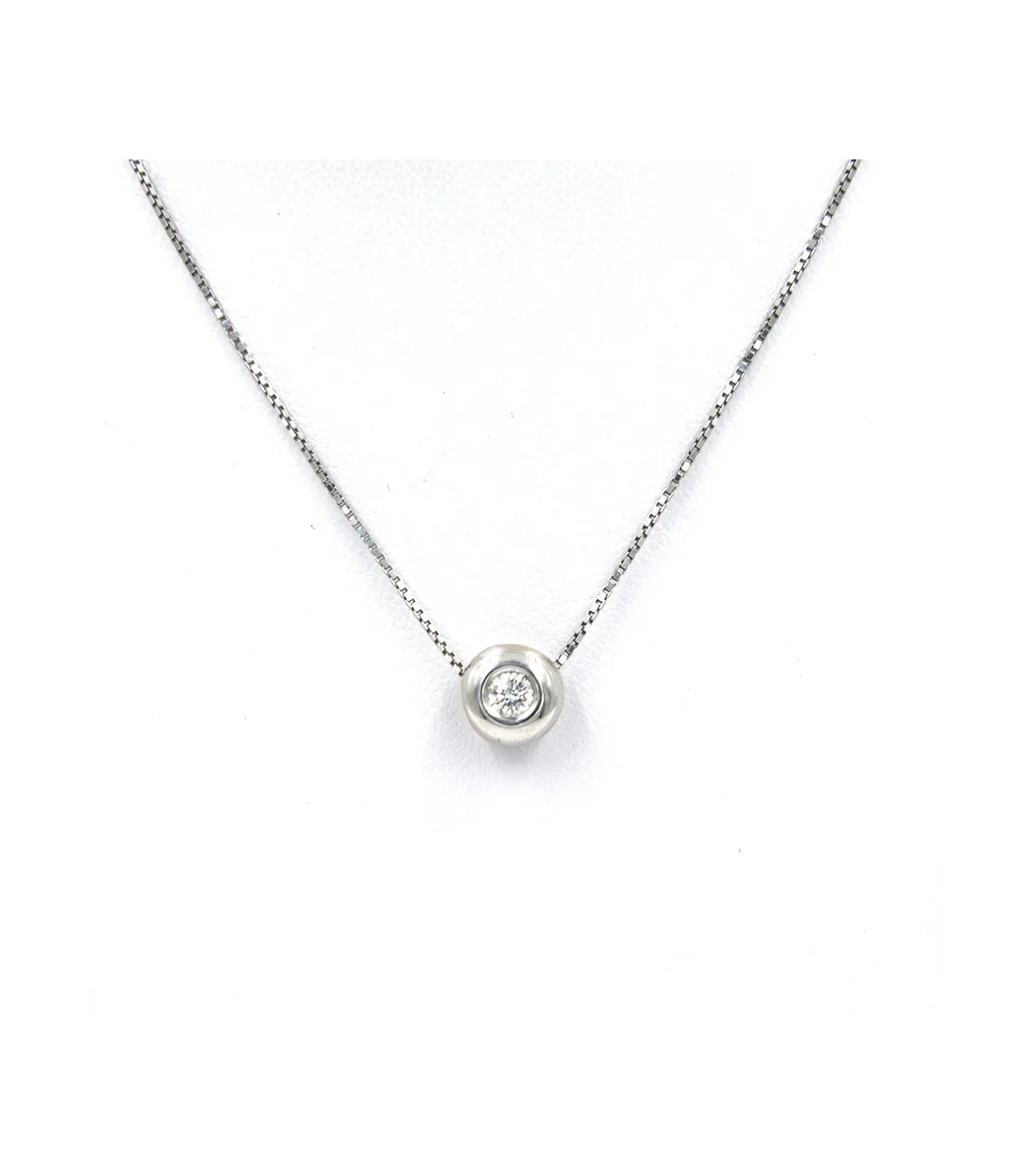 Collana punto luce cipollina in oro bianco con brillante da 0,15