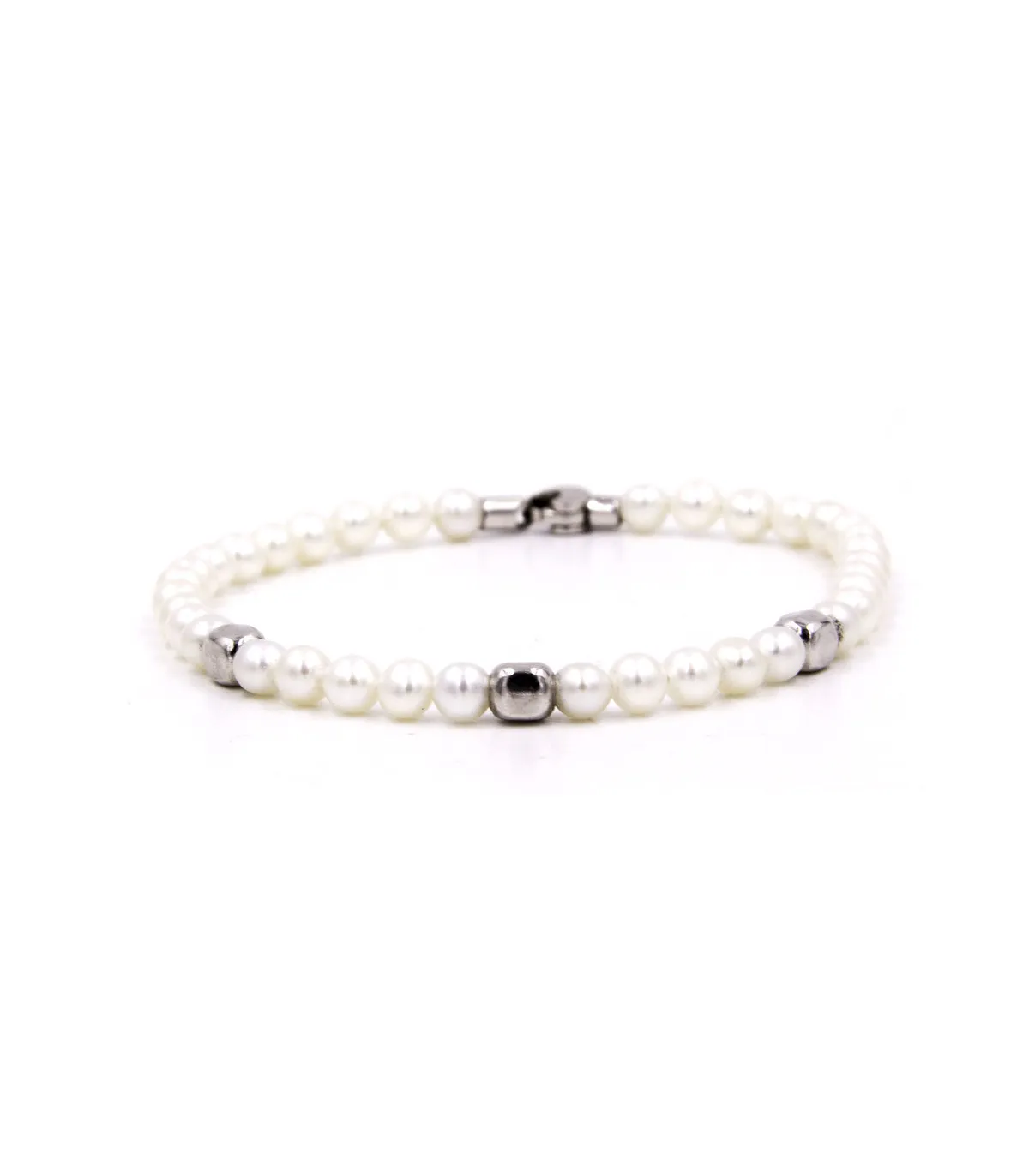 Bracciale di perle con segmenti in oro bianco