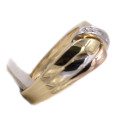 Anello in oro giallo, oro bianco e oro rosa con brillanti carati totali 0,07